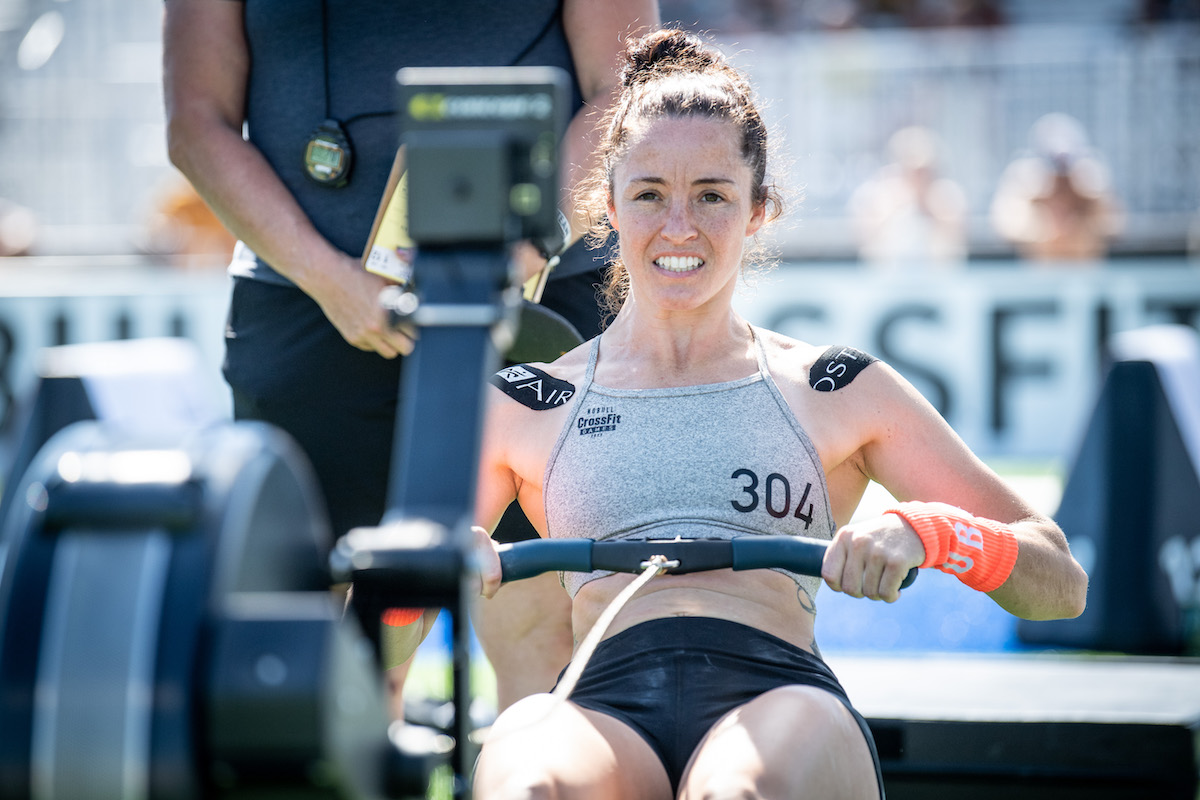 Lauren Taylor rowing during Event 5