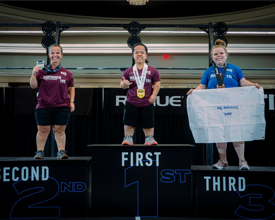 Short Stature podium - women