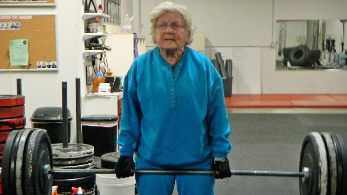 Jean Stewart the Deadlifting (Great, Great) Grandma